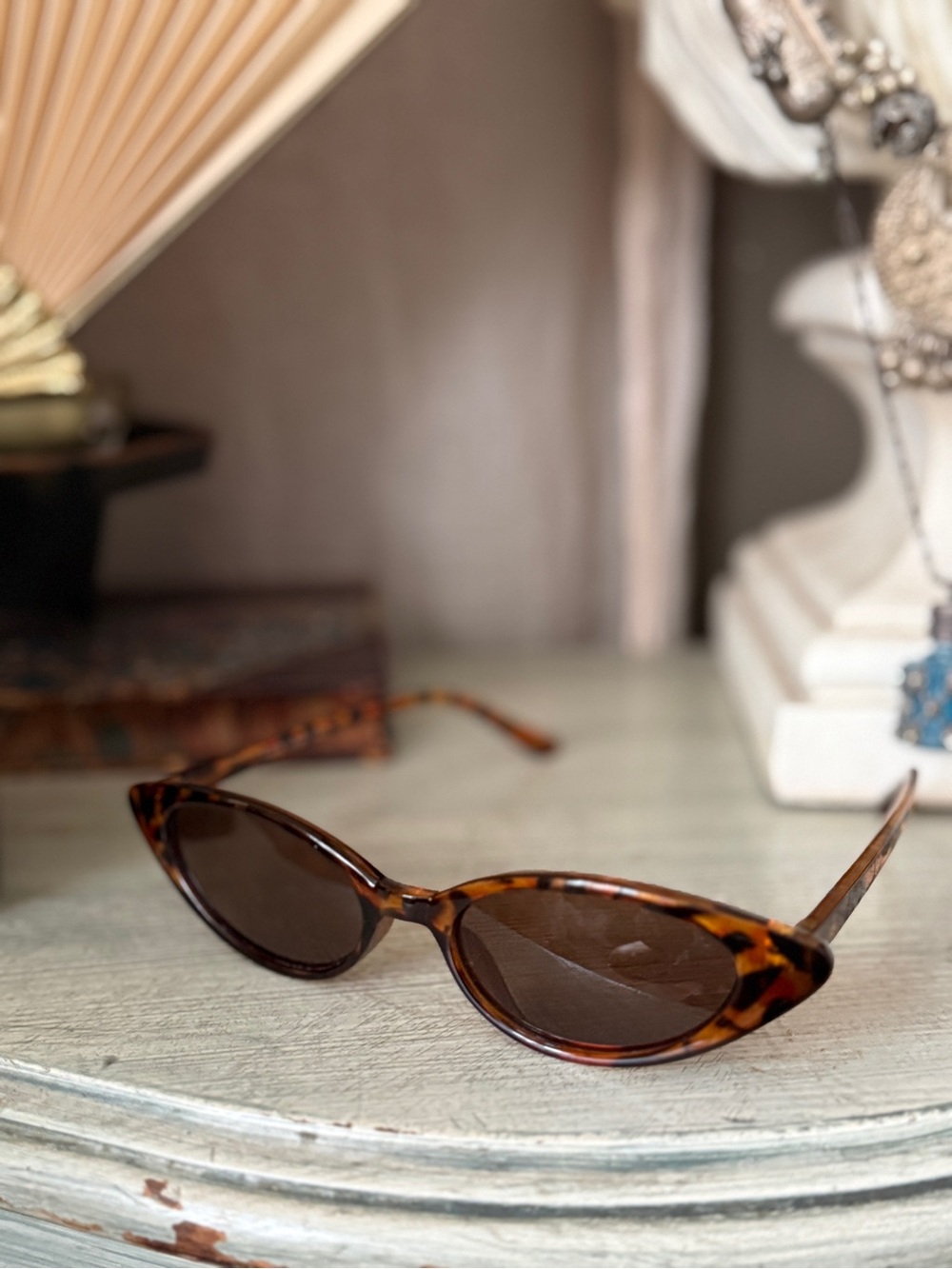 90s vintage Inspired Tortoiseshell Cat Eye small narrow oval frame Sunglasses